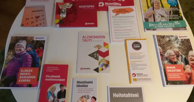 Liikkuva muisti-infopiste Varsinais-Suomen ja Satakunnan alueella