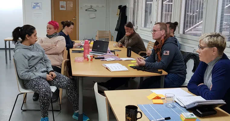 Julkisen ja kolmannen sektorin sosiaalisen kuntoutuksen yhteistyöprosessi Palvelukeskus Hanskassa