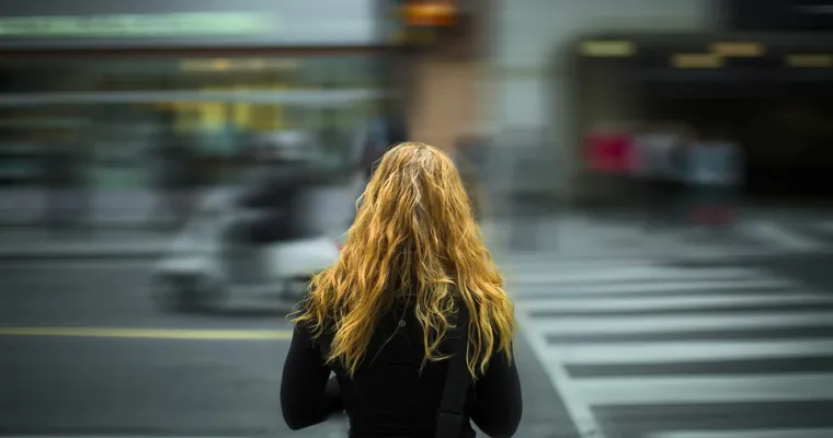 Näen sut, oon tässä - ota itsetuhoisuuden huoli puheeksi nuoren kanssa