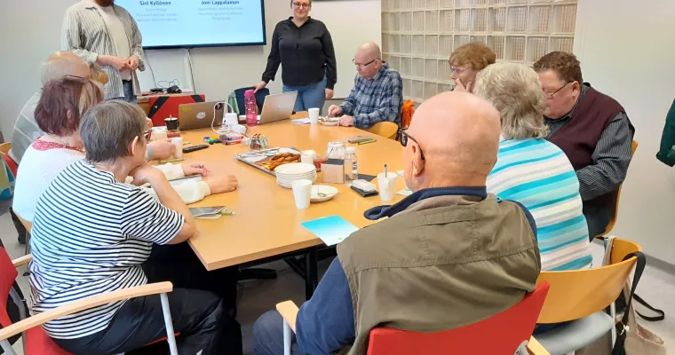 Kehittäjäasiakkaat mukana palveluja kehittämässä Kainuussa -toimintamalli