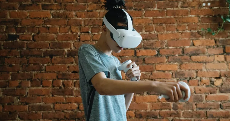 Virtuaalinen kotikäyntipeli hoitoalan opiskelijoille - Virtuella hembesök genom VR-spel för vårdstuderande (Pohjanmaan TulKoti)