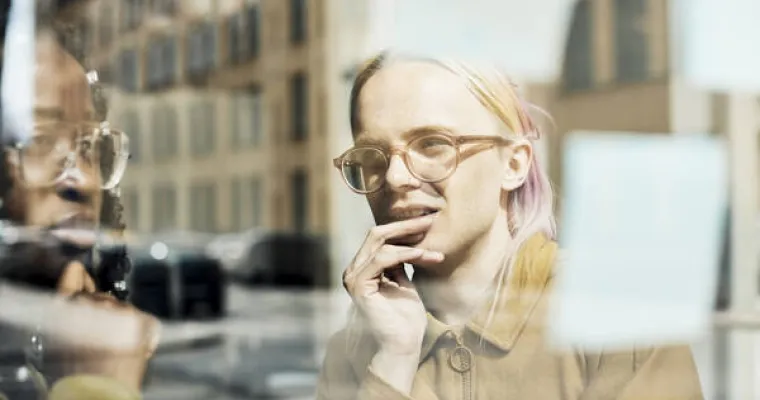 ihmisiä yhteiskehittämässä