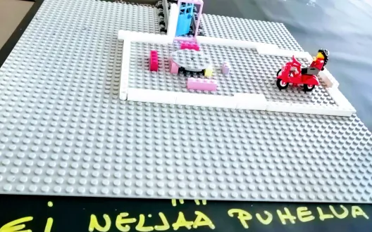 Uusi Piste - kokemusasiantuntijat osana matalan kynnyksen päihdepalveluja