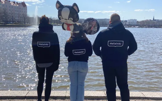 Nuorten jonotyön kuva
