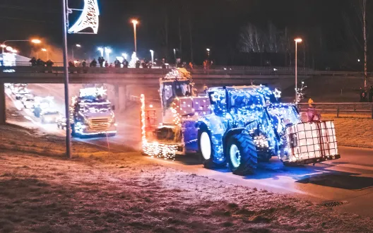 Ajoneuvojen jouluvaloparaati