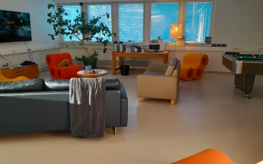 Kuvassa Pysäkin kohtaamispaikka