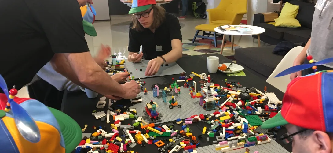 Strategiaan osallistaminen monipuolisella työkalupakilla