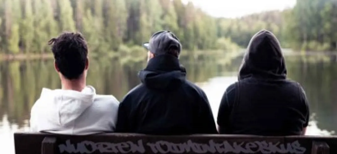 Juntu-tukihenkilötoiminta väkivaltaisesti radikalisoituneille nuorille