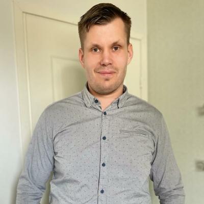 Käyttäjän Veli-Pekka.Kontio profiilikuva.