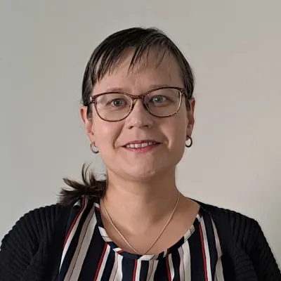 Käyttäjän Leea.Naamanka profiilikuva.